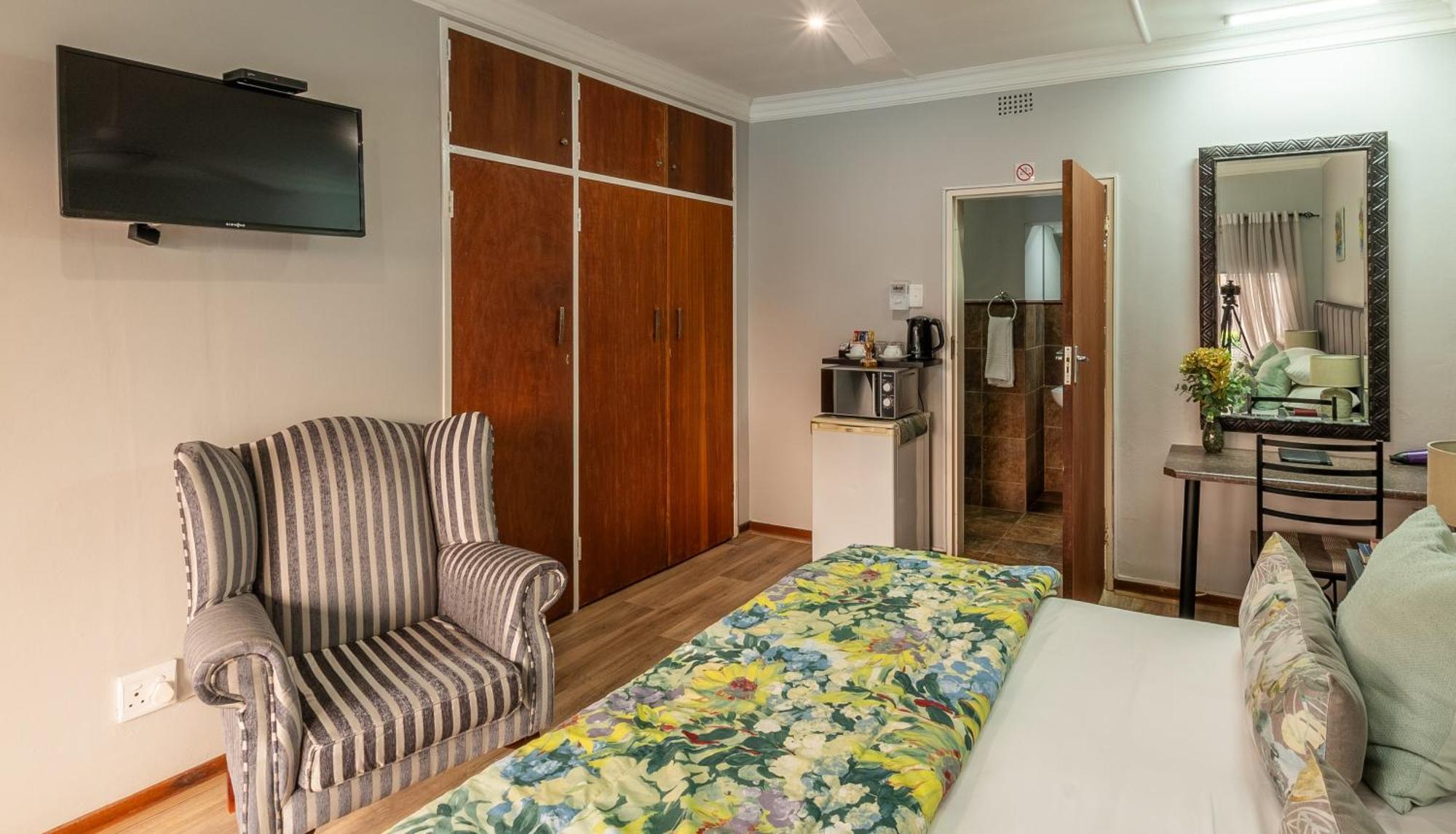 Diamond Rose Guest House 米德尔堡 客房 照片