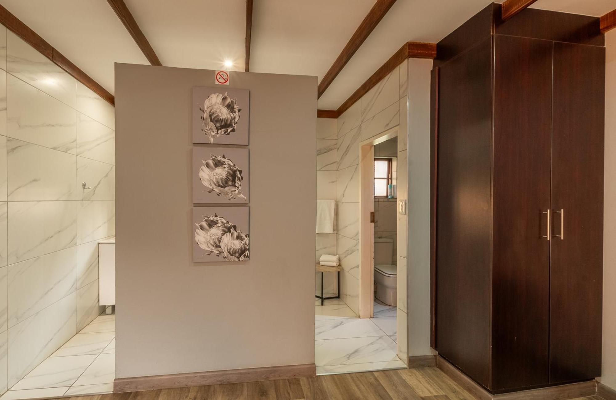 Diamond Rose Guest House 米德尔堡 外观 照片